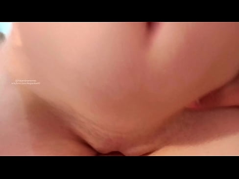 ❤️ Эгчийн өрөөнд унтаад л би сэрлээ ❤️❌ Порно видео манайд ️❤