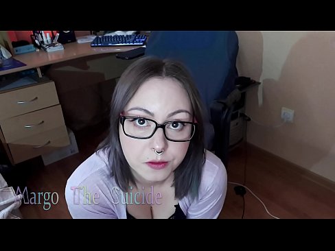 ❤️ Нүдний шилтэй тачаангуй охин камер дээр Шодойг гүн хөхөж байна ❤️❌ Порно видео манайд ️❤